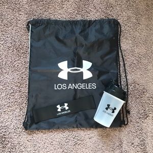 Under Armour Essentials